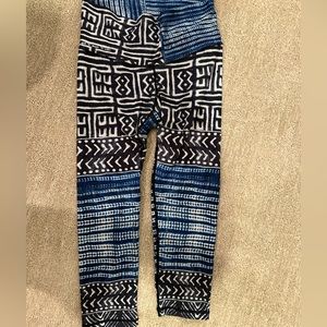 Niyama Sol spandex workout cropped pants, size M